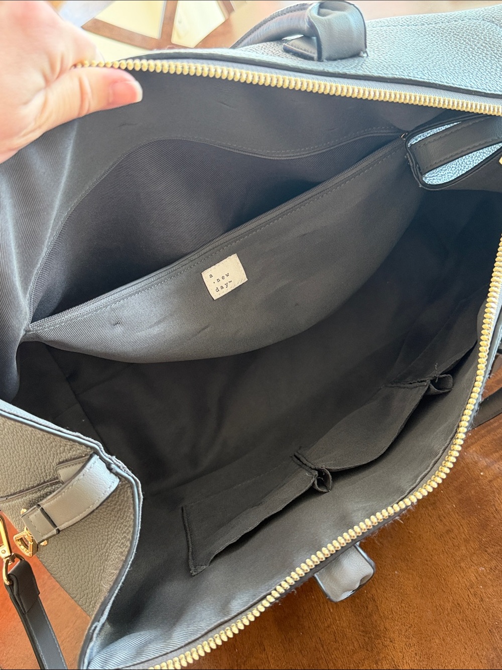 Gray Faux Leather Tote / Diaper / Travel Bag Crossbody Large Zip Top - Picture 2 of 6